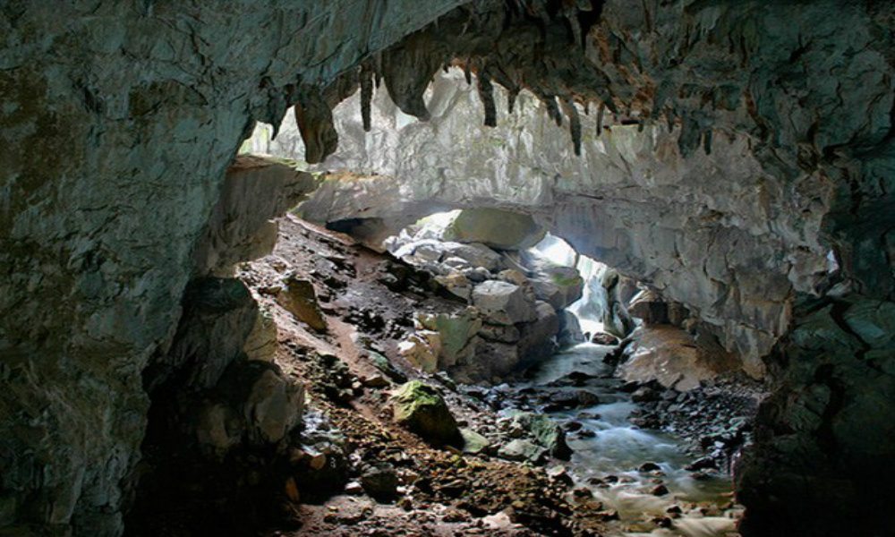 Cueva Huerta